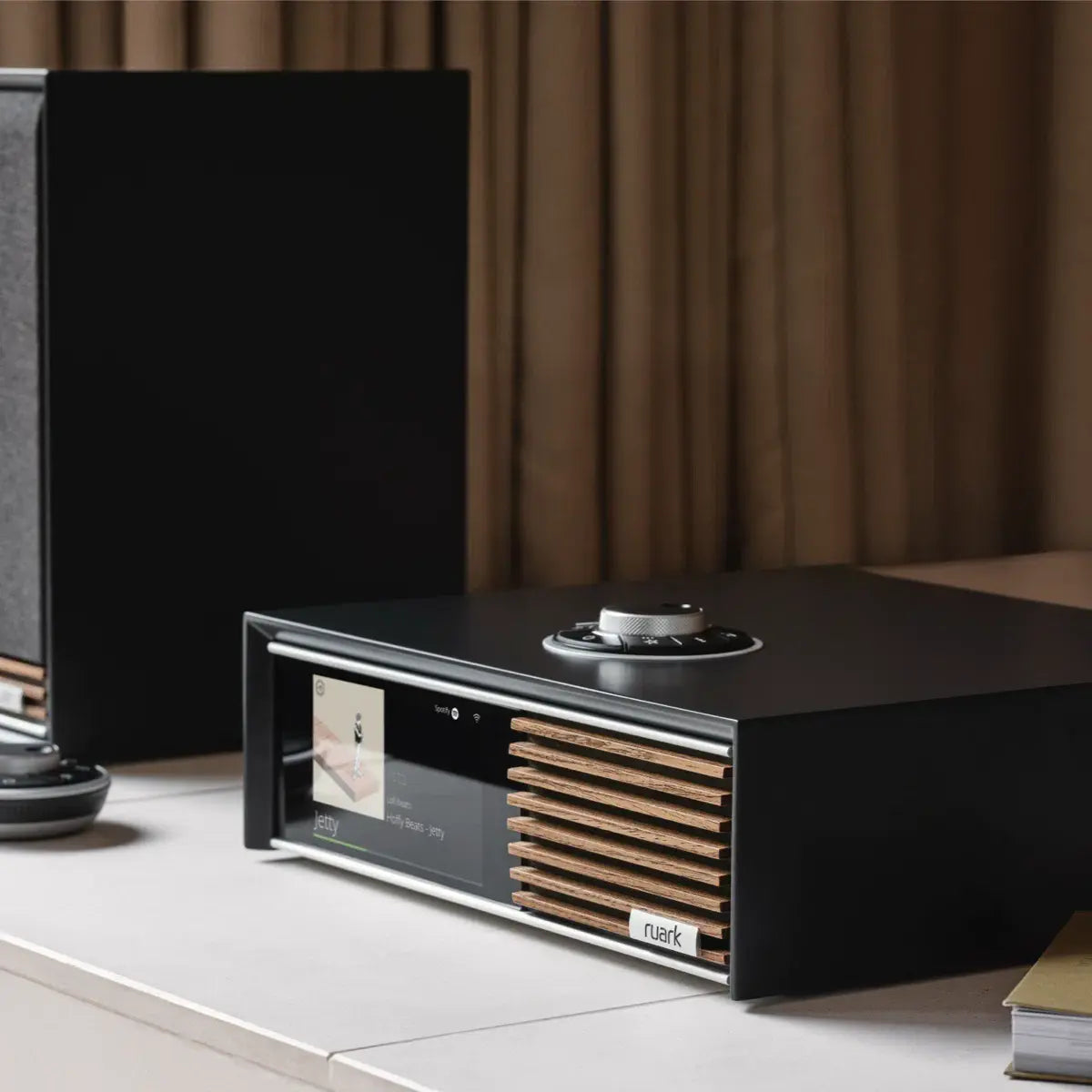 Ruark Audio R610. Amplificador con Streamer 75 Watts x 2