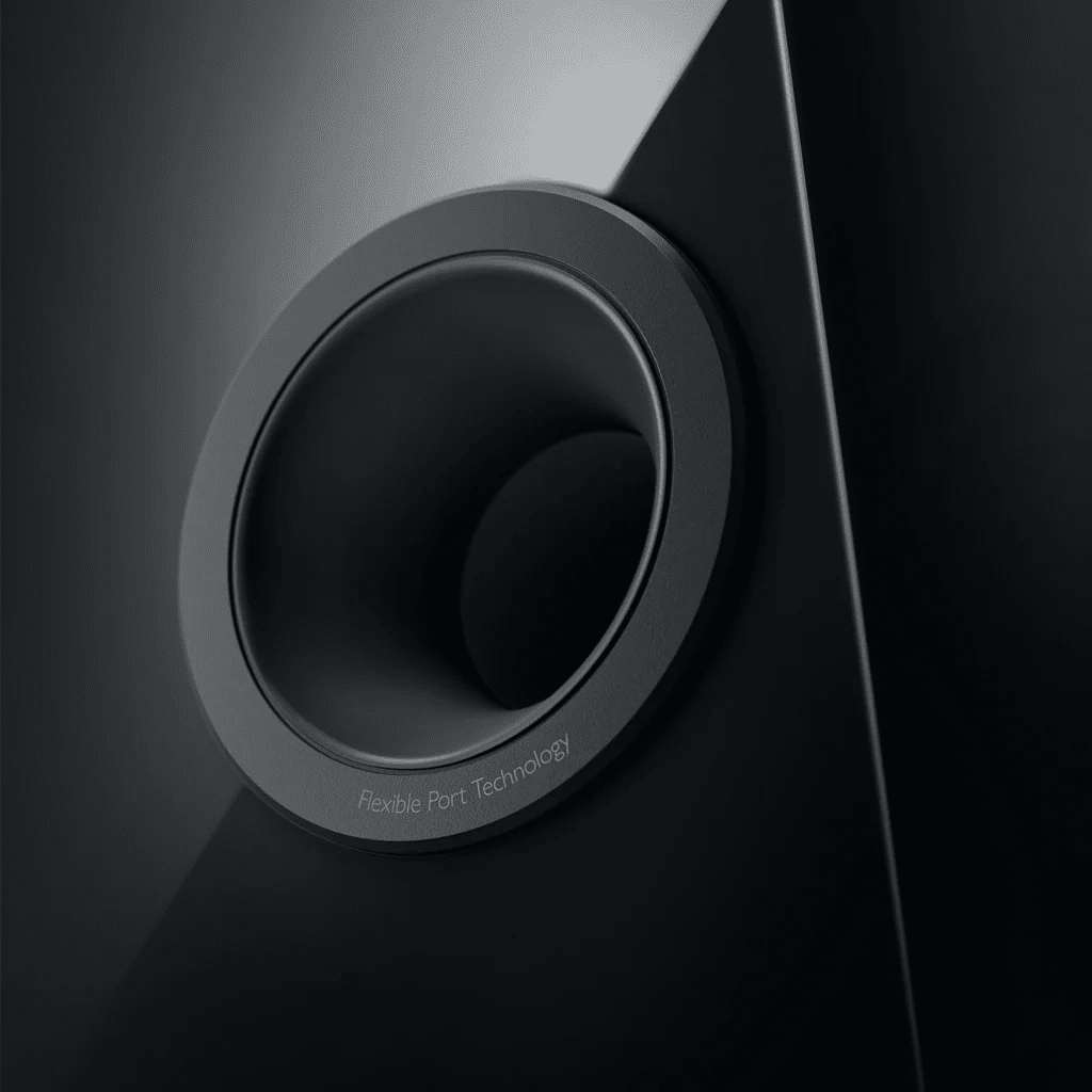 KEF R11 Meta. Altavoz de Torre 3 Vías. Par